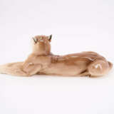 PORCELAIN FIGURINE OF A LYING PUMA - photo 3