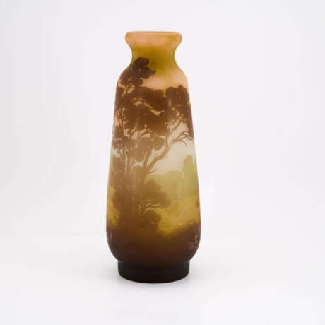 LARGE GLASS VASE WITH LAKE LANDSCAPE IN EVENING LIGHT - photo 2