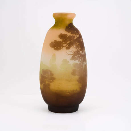 LARGE GLASS VASE WITH LAKE LANDSCAPE IN EVENING LIGHT - photo 5