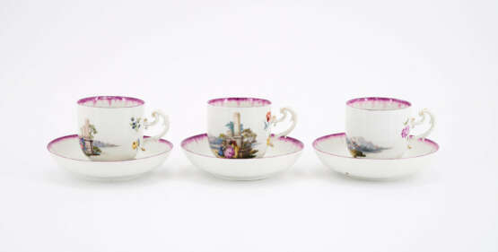 PORCELAIN CHOCOLATE SERVICE WITH EXTRAORDNARY LANDSCAPES AND ROCOCO COUPLES - фото 2
