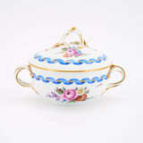 PORCELAIN ÉCUELLE & SAUCER WITH BLUE BOW AND 'GERMAN' FLOWERS - photo 4