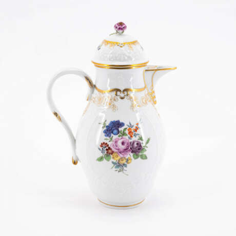 PORCELAIN COFFEE SERVICE FOR 12 WITH COLOURFUL COTTON WOOL SCENE - photo 3