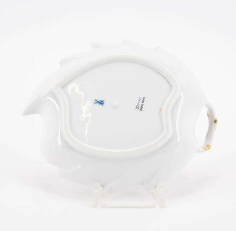 PORCELAIN COFFEE SERVICE FOR 12 WITH COLOURFUL COTTON WOOL SCENE - photo 8