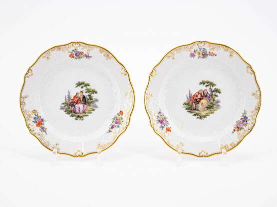 PORCELAIN COFFEE SERVICE FOR 12 WITH COLOURFUL COTTON WOOL SCENE - photo 9