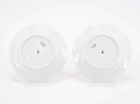 PORCELAIN COFFEE SERVICE FOR 12 WITH COLOURFUL COTTON WOOL SCENE - photo 10