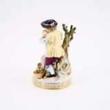 PORCELAIN SMALL ENSEMBLE OF CHILDREN WITH DOG - photo 2