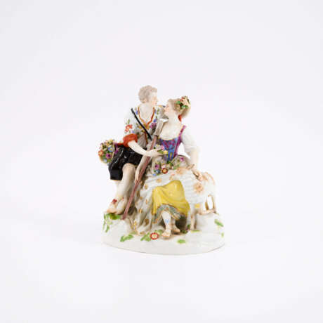 PORCELAIN ENSEMBLE OF SHEPHERDS - photo 1
