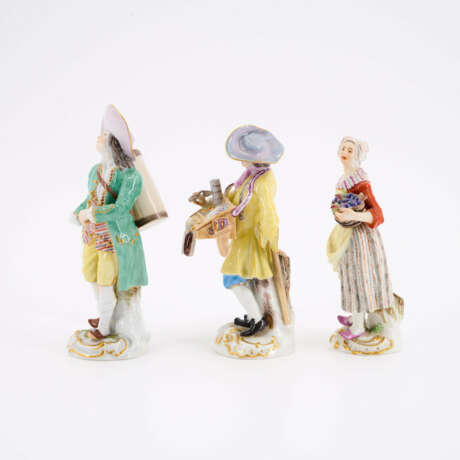 14 PORCELAIN FIGURINES FROM THE CRIS DE PARIS - photo 5