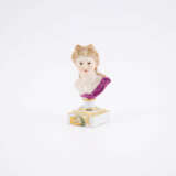 SMALL PORCELAIN BUST OF THE GOD APOLLO - photo 1