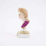 SMALL PORCELAIN BUST OF THE GOD APOLLO - photo 2