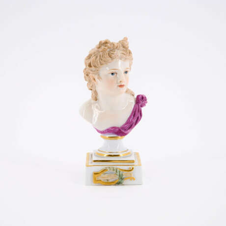 SMALL PORCELAIN BUST OF THE GOD APOLLO - photo 5