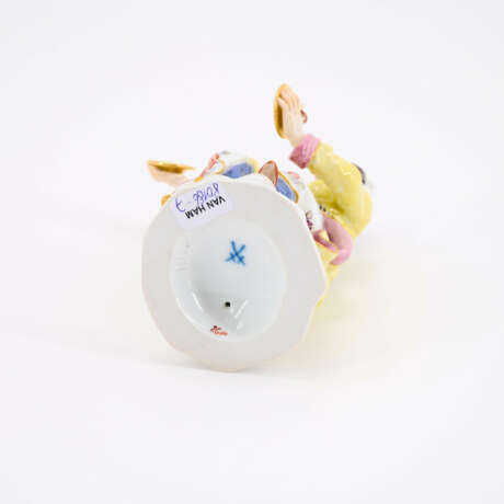 PORCELAIN FIGURINE JAPANESE WOMAN, HITTING A CYMBAL - photo 6