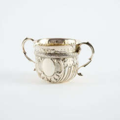 SMALL SILVER PORRINGER