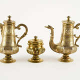 SILVER THREE-PIECE VERMEIL SERVICE WITH RICH RELIEF DECOR - photo 6