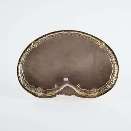 OVAL SILVER PRESENTOIR WITH MUSSEL DECORATION - photo 3
