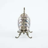 SILVER OVAL BOX WITH ROSE DECORATION - photo 2