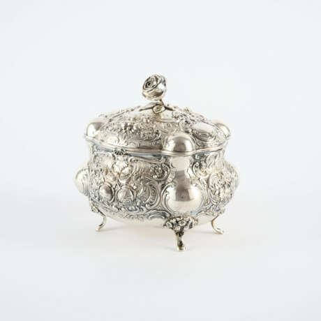 LARGE SILVER BISCUIT TIN ROCOCO STYLE WITH ROSE KNOB - photo 1