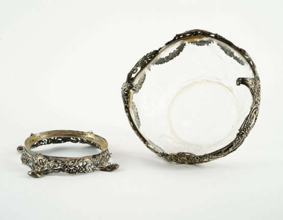 LARGE CRYSTAL FOOTED BOWL WITH ELABORATE MOUNTING - photo 6