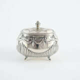 OVAL SILVER SUGAR BOWL WITH SCALLOPS AND CONE FINIAL - фото 3