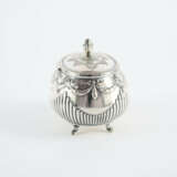 OVAL SILVER SUGAR BOWL WITH SCALLOPS AND CONE FINIAL - фото 4