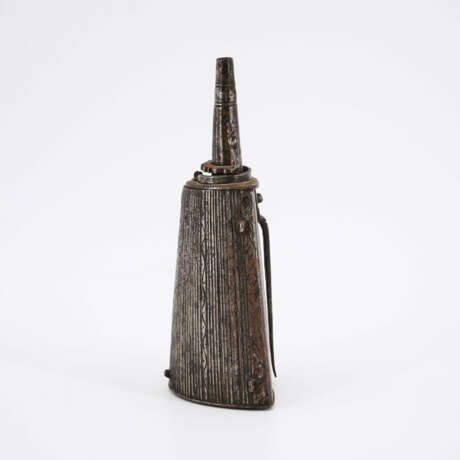 IRON POWDER FLASK - photo 2