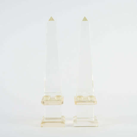 PAIR OF CRYSTAL OBELISKS - photo 2