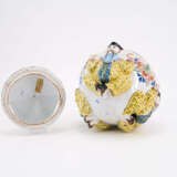 PORCELAIN LIDDED JAR WITH CHINESE INDIVIDUALS - фото 9