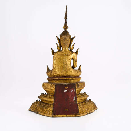 BRONZE BUDDHA FIGURINE WITH RULER ADORNMENTS - photo 3