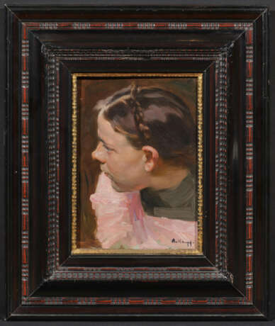 Girl's Head in Profile - photo 2