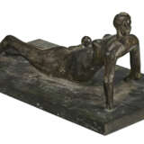 HENRY MOORE (1898-1986) - photo 5