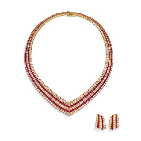 VAN CLEEF & ARPELS SET OF RUBY AND DIAMOND JEWELLERY - фото 1