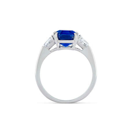 NARDI SAPPHIRE AND DIAMOND RING - photo 5
