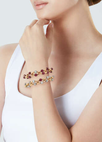 JAR PAIR OF RUBY AND DIAMOND BRACELETS / NECKLACE - photo 2