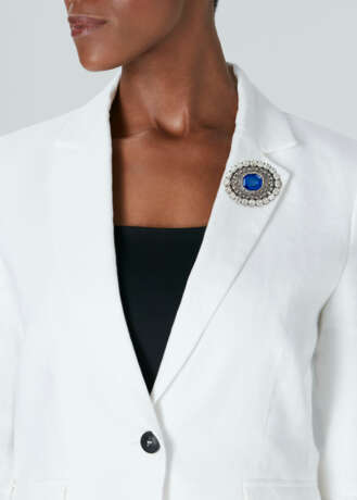 ANTIQUE SAPPHIRE AND DIAMOND BROOCH - photo 2