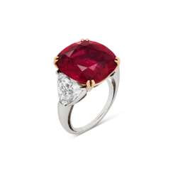 RUBY AND DIAMOND RING