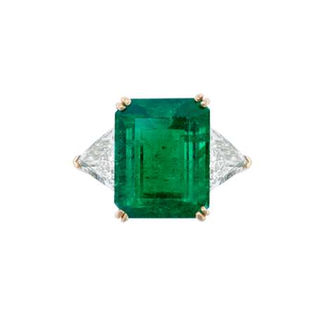 EMERALD AND DIAMOND RING - фото 3