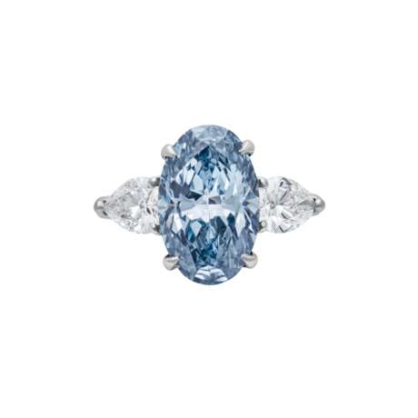 RARE GRAFF COLOURED DIAMOND AND DIAMOND RING - фото 5