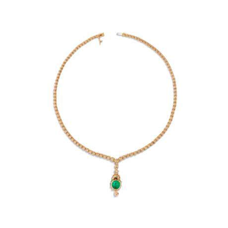 CARTIER EMERALD AND DIAMOND NECKLACE - photo 3