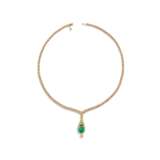 CARTIER EMERALD AND DIAMOND NECKLACE - photo 3