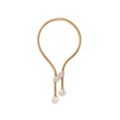 DIAMOND NECKLACE