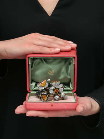JAR DIAMOND `APRICOT BLOSSOM` BANGLE - photo 3