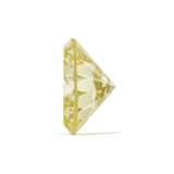UNMOUNTED COLOURED DIAMOND - photo 3