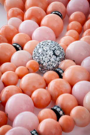 JAR CORAL, PINK OPAL AND DIAMOND SAUTOIR - photo 4