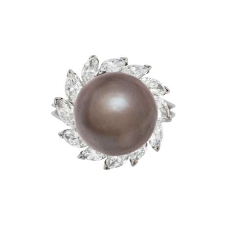 BOUCHERON MID-20TH CENTURY COLOURED NATURAL PEARL AND DIAMOND RING - photo 3