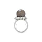 BOUCHERON MID-20TH CENTURY COLOURED NATURAL PEARL AND DIAMOND RING - photo 5