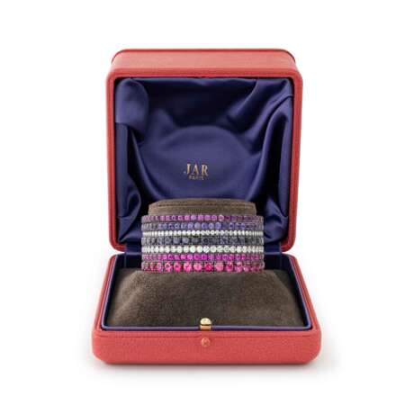 JAR DIAMOND, COLOURED SAPPHIRE AND SPINEL `SEMAINIER` BRACELET - Foto 1
