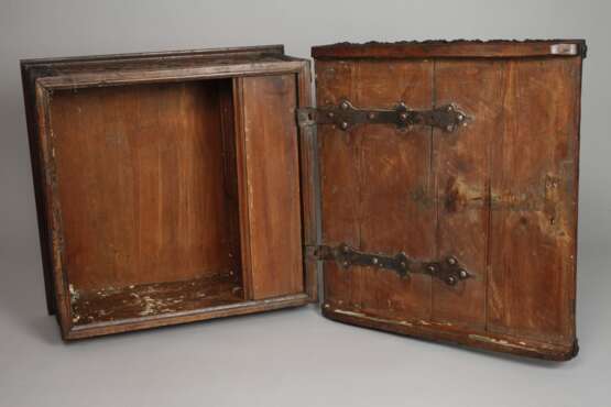 Geschnitzte Barocklade - photo 8