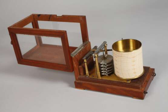 Barograph - photo 3