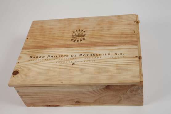 Drei Flaschen Rotwein - photo 3