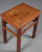 Produktkatalog. Drei Blumenhocker